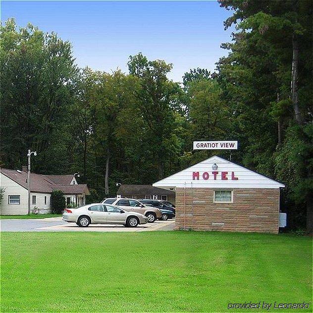 Gratiot View Motel Shields Extérieur photo